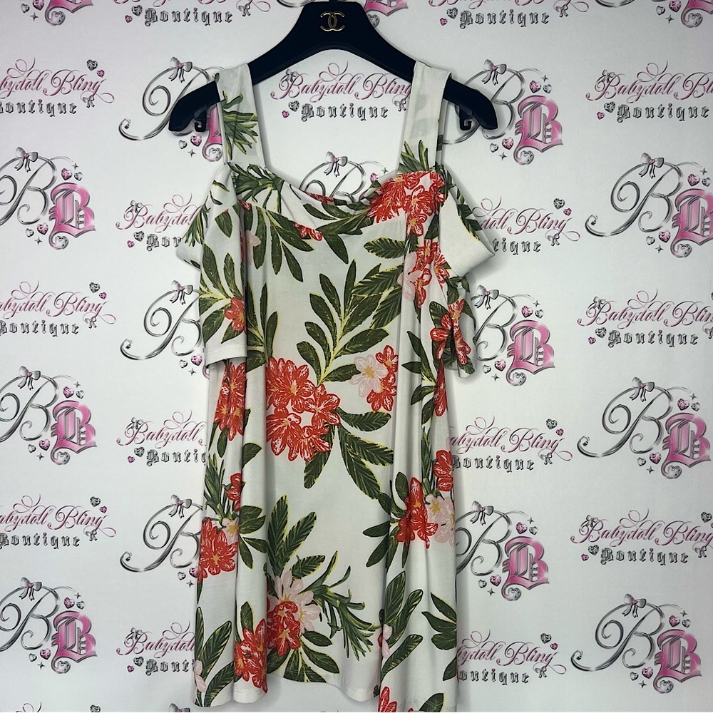 Lily Morgan cold shoulder tshirt floral tropical orange green white flowers